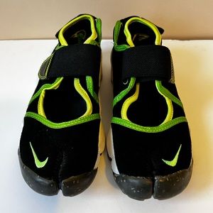 Nike Air Rift Split Toes - Women's Sneaker